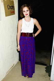 Leighton Meester feet photo thumbnail
