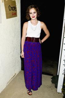 Leighton Meester feet photo thumbnail
