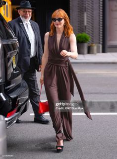 Leighton Meester feet photo thumbnail