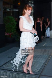 Leighton Meester feet photo thumbnail