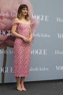 Leighton Meester feet photo 2
