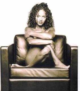 Leila Arcieri feet photo 1