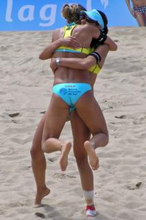 Leila Barros feet photo 10