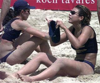 Leila Barros feet photo 16