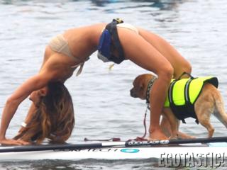 Leilani Dowding feet photo thumbnail