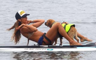 Leilani Dowding feet photo thumbnail