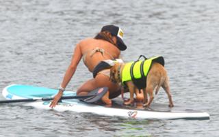 Leilani Dowding feet photo thumbnail