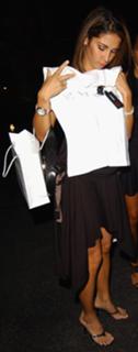 Leilani Dowding feet photo thumbnail