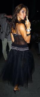 Leilani Dowding feet photo thumbnail