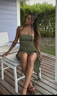 Leilani Green feet photo 1