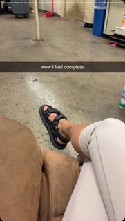Leilani Green feet photo 2