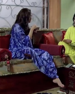 Lekaa El Khamisy feet photo thumbnail