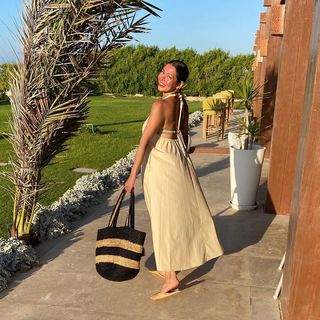 Lekaa El Khamisy feet photo thumbnail