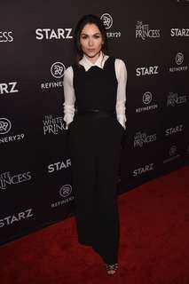 Lela Loren feet photo thumbnail