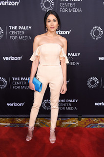 Lela Loren feet photo thumbnail