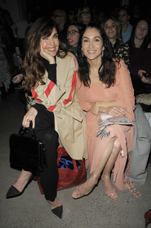 Lela Loren feet photo thumbnail