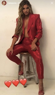 Lele Pons feet photo thumbnail