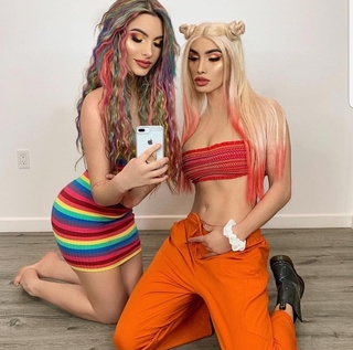 Lele Pons feet photo thumbnail