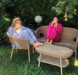 Lele Pons feet photo thumbnail