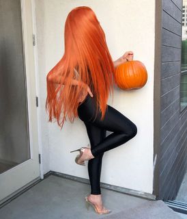Lele Pons feet photo thumbnail