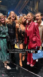 Lele Pons feet photo thumbnail