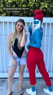 Lele Pons feet photo thumbnail