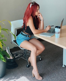 Leli Hernandez feet photo 1