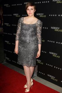 Lena Dunham feet photo thumbnail