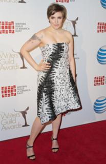 Lena Dunham feet photo thumbnail