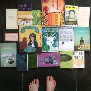 Lena Dunham feet photo thumbnail