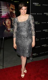 Lena Dunham feet photo thumbnail