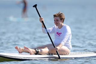 Lena Dunham feet photo thumbnail