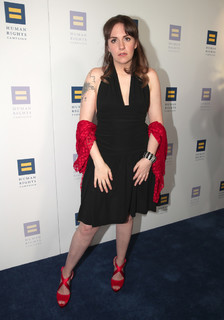 Lena Dunham feet photo thumbnail