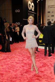 Lena Gercke feet photo thumbnail