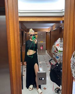 Lena Gercke feet photo thumbnail