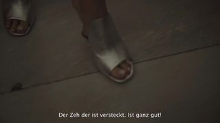 Lena Gercke feet photo thumbnail