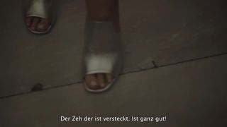 Lena Gercke feet photo thumbnail