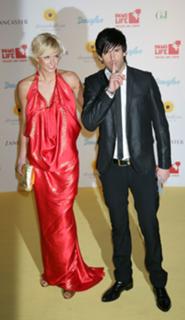 Lena Gercke feet photo thumbnail