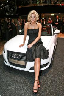 Lena Gercke feet photo thumbnail