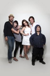 Lena Headey feet photo thumbnail
