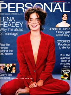 Lena Headey feet photo thumbnail
