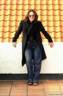 Lena Headey feet photo thumbnail