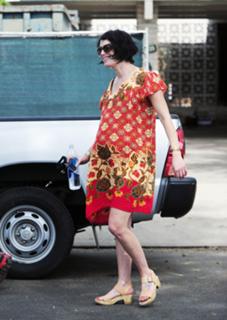 Lena Headey feet photo thumbnail