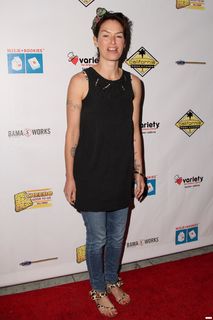 Lena Headey feet photo thumbnail