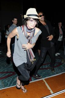 Lena Headey feet photo thumbnail