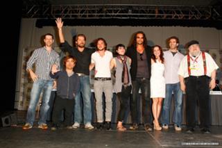 Lena Headey feet photo thumbnail