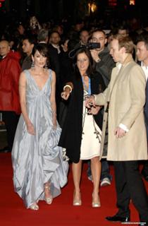 Lena Headey feet photo thumbnail