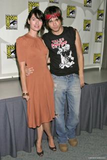Lena Headey feet photo thumbnail