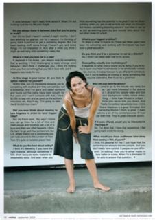 Lena Headey feet photo thumbnail