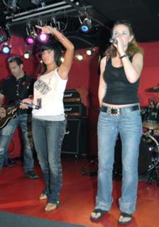 Lena Katina feet photo thumbnail